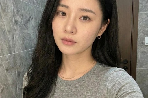 9900万粉丝主播“太原老葛”被罚560万元入选整治“内卷式”竞争十大重大案件10年来多次遭封禁又复出关联公司上月已改名 9900万粉丝主播“太原老葛”被罚560万元入选整治“内卷式”竞争十大重大案件10年来多次遭封禁又复出关联公司上月已改名